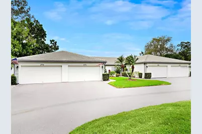 3130 Ringwood Meadow #44, Sarasota, FL 34235 - Photo 3
