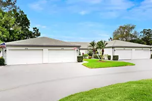 3130 Ringwood Meadow, Sarasota, FL 34235 - Photo 3