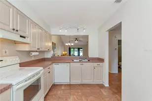6023 27th St W, Bradenton, FL 34207 - Photo 7