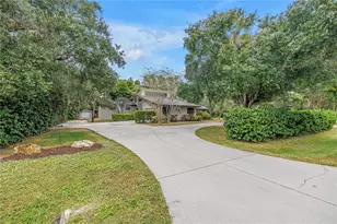 4605 Stone Ridge Trail, Sarasota, FL 34232 - Photo 3