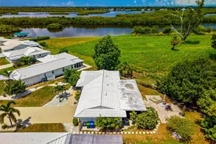 3602 Joyce Dr, Bradenton, FL 34208 - Photo 35