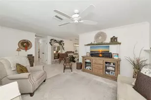 3602 Joyce Dr, Bradenton, FL 34208 - Photo 5