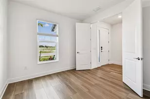 7571 Hawkstone Dr, Sarasota, FL 34241 - Photo 9