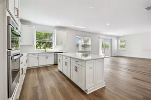 7571 Hawkstone Dr, Sarasota, FL 34241 - Photo 3
