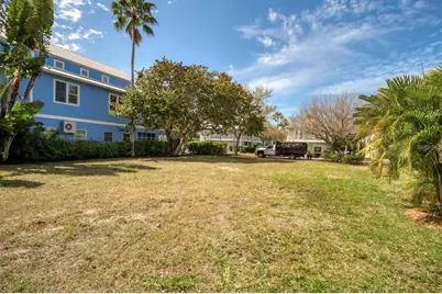 363 Firehouse Lane, Longboat Key, FL 34228 - Photo 9