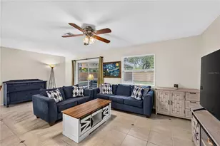 3718 Woodmont Dr, Sarasota, FL 34232 - Photo 7