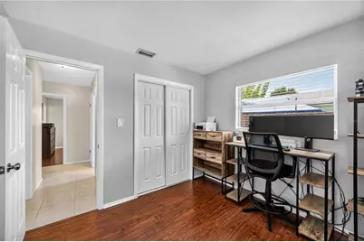 3718 Woodmont Drive, Sarasota, FL 34232 - Photo 21