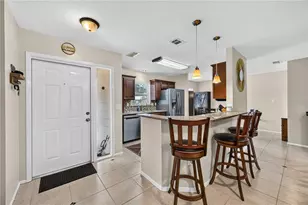 3718 Woodmont Dr, Sarasota, FL 34232 - Photo 9