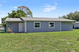 837 Dolphin Ave NW, Port Charlotte, FL 33948 - Photo 17