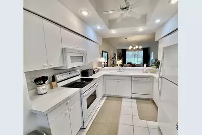 9590 High Gate Drive #1915, Sarasota, FL 34238 - Photo 5