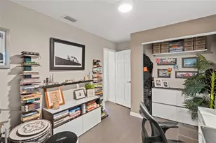 319 Bearded Oaks Cir, Sarasota, FL 34232 - Photo 31