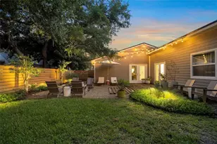 319 Bearded Oaks Cir, Sarasota, FL 34232 - Photo 49