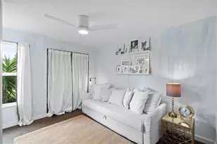 319 Bearded Oaks Cir, Sarasota, FL 34232 - Photo 23
