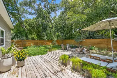 319 Bearded Oaks Circle, Sarasota, FL 34232 - Photo 39