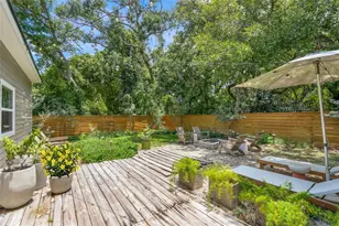 319 Bearded Oaks Cir, Sarasota, FL 34232 - Photo 39