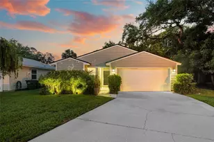 319 Bearded Oaks Cir, Sarasota, FL 34232 - Photo 45