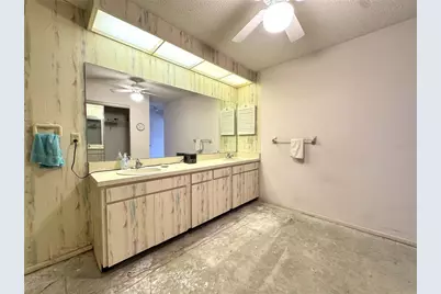 6206 Courtside Drive, Bradenton, FL 34210 - Photo 23