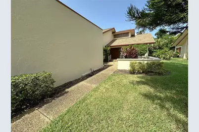6206 Courtside Drive, Bradenton, FL 34210 - Photo 3