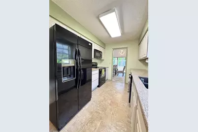 6206 Courtside Drive, Bradenton, FL 34210 - Photo 13