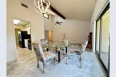 6206 Courtside Drive, Bradenton, FL 34210 - Photo 11