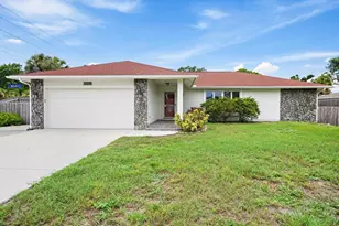 4378 Meadowland Cir, Sarasota, FL 34233 - Photo 1