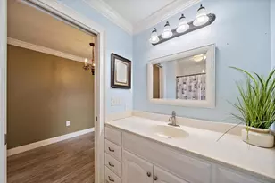 4378 Meadowland Cir, Sarasota, FL 34233 - Photo 33