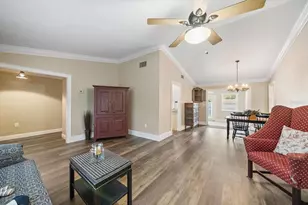 4378 Meadowland Cir, Sarasota, FL 34233 - Photo 5