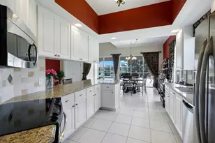 5848 Ferrara Dr, Sarasota, FL 34238 - Photo 11