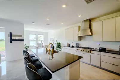 9121 Radiant Circle, Sarasota, FL 34241 - Photo 13