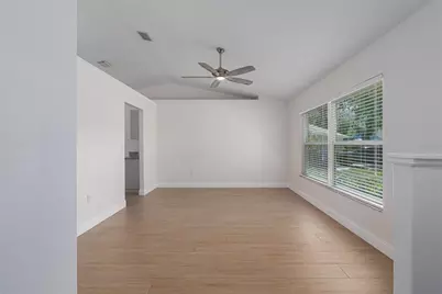 9206 31st Street Court E, Parrish, FL 34219 - Photo 5