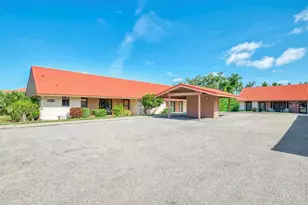 6698 Draw Ln, Sarasota, FL 34238 - Photo 3