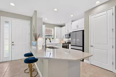 5319 Taliaferro Court, Palmetto, FL 34221 - Photo 9
