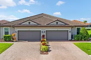 5319 Taliaferro Ct, Palmetto, FL 34221 - Photo 1