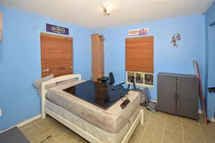 2910 E 25th Ave, Tampa, FL 33605 - Photo 17
