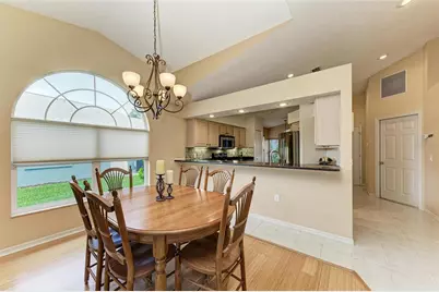 4936 Linsey Court, Sarasota, FL 34243 - Photo 9