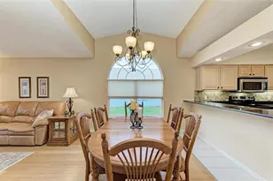 4936 Linsey Ct, Sarasota, FL 34243 - Photo 5