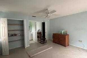 7102 W Country Club Dr N, Sarasota, FL 34243 - Photo 13