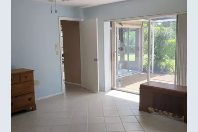 7102 W Country Club Drive N, Sarasota, FL 34243 - Photo 17