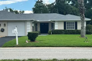 7102 W Country Club Dr N, Sarasota, FL 34243 - Photo 1