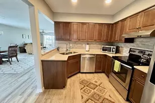 5753 Avista Dr, Sarasota, FL 34243 - Photo 25