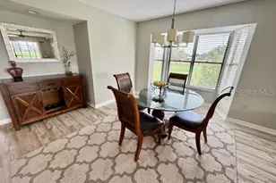 5753 Avista Dr, Sarasota, FL 34243 - Photo 7