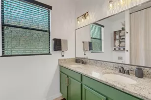 611 Wabash Breeze Cir, Ruskin, FL 33570 - Photo 27