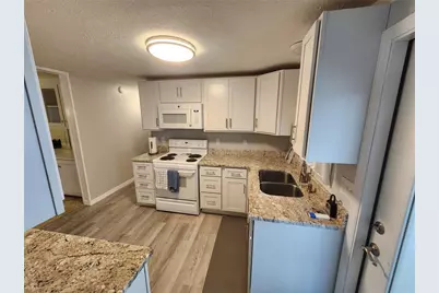 808 53rd Avenue E #110, Bradenton, FL 34203 - Photo 7