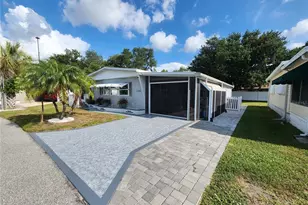 808 53rd Ave E, Bradenton, FL 34203 - Photo 1
