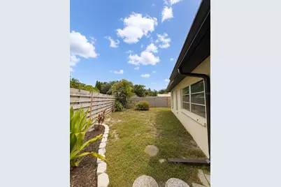 2428 Linwood Drive, Sarasota, FL 34232 - Photo 19