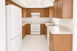 2428 Linwood Dr, Sarasota, FL 34232 - Photo 9