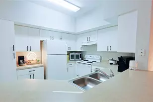 4166 Central Sarasota Pkwy, Sarasota, FL 34238 - Photo 5
