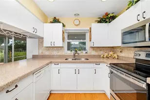 2062 Old Arbor Ct, Sarasota, FL 34232 - Photo 17