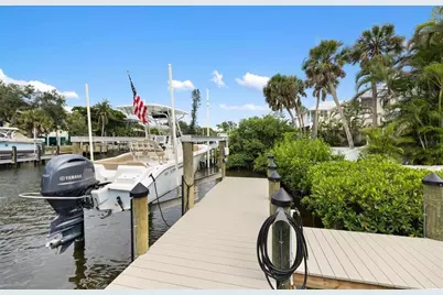 5121 Oxford Drive, Sarasota, FL 34242 - Photo 49
