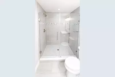 2728 Goodrich Avenue, Sarasota, FL 34234 - Photo 13